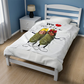 Best Friends Pickle Food Blanket | Personalized Food-Themed Throw with Custom Photos & Names | Funny Gift for Kids & Adults