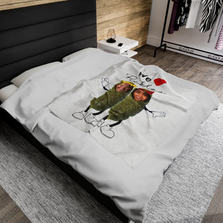 Best Friends Pickle Food Blanket | Personalized Food-Themed Throw with Custom Photos & Names | Funny Gift for Kids & Adults